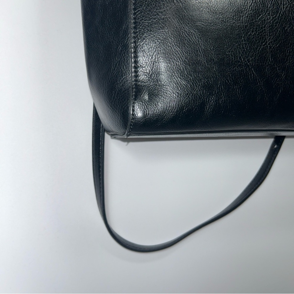 Banana Republic Black Crossbody Bag - Picture 4 of 9